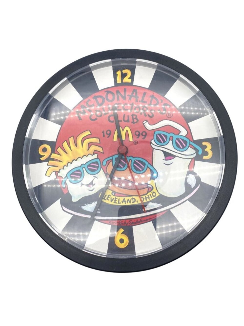 McDonalds Collectors Club 1999 Wall Clock With Retro Cartoon Design 9" Diameter